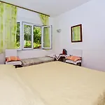 Rooms Barbaric